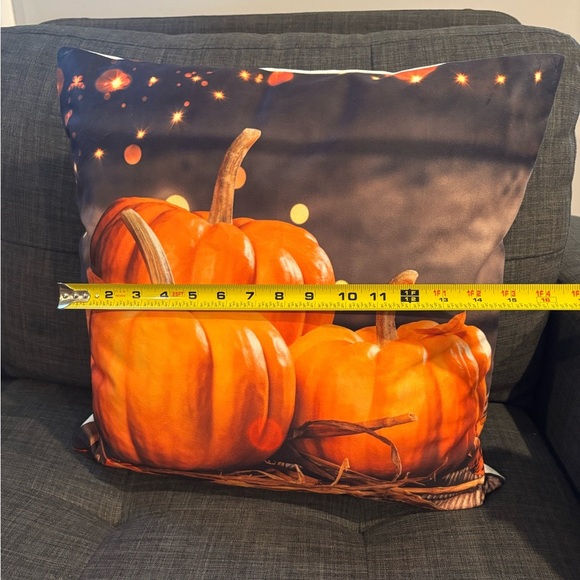 💕3/$25💕 Light-Up Halloween Pumpkin Pillow - Picture 4 of 7